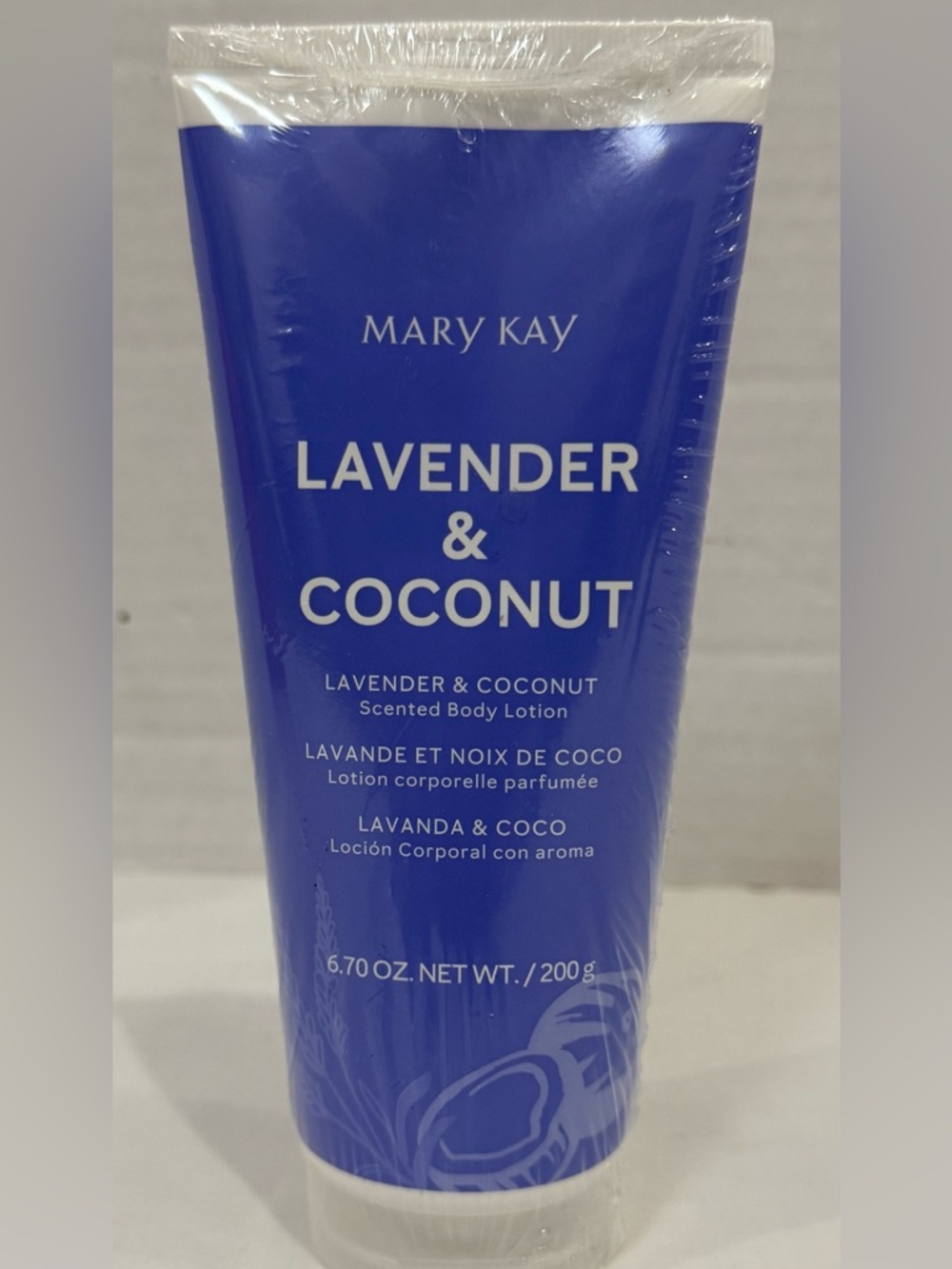 Mary Kay Lavender and Coconut Scented Body Lotion 6.70 oz.  NEW SEALED